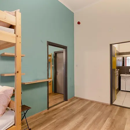 Goodmo House Будапешт