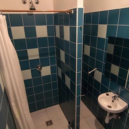 Goodmo House Auberge de jeunesse *