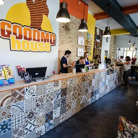 Goodmo House Auberge de jeunesse *