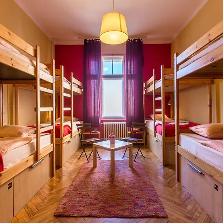 Goodmo House Auberge de jeunesse *