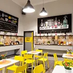 Hostel Goodmo House
