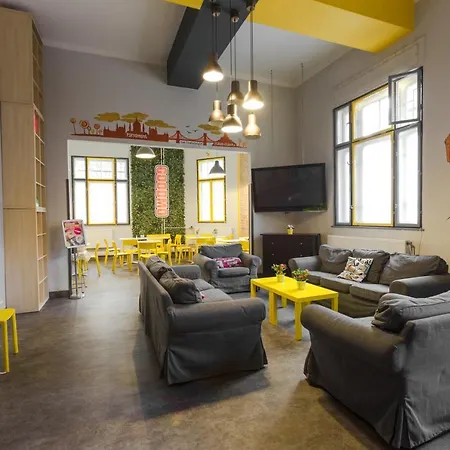 Goodmo House *